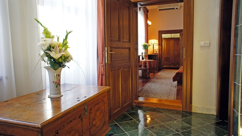 Imagen de los interiores del Hotel Grand Praha, Praga. Foto 15