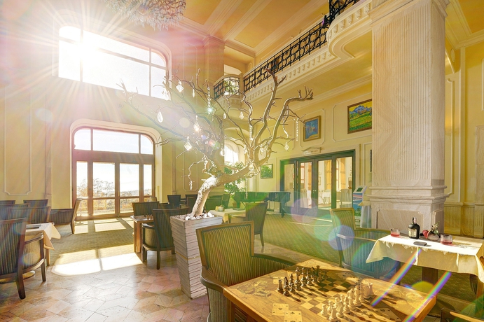 Imagen de los interiores del Hotel Grand Praha, Tatranska Lomnica . Foto 13