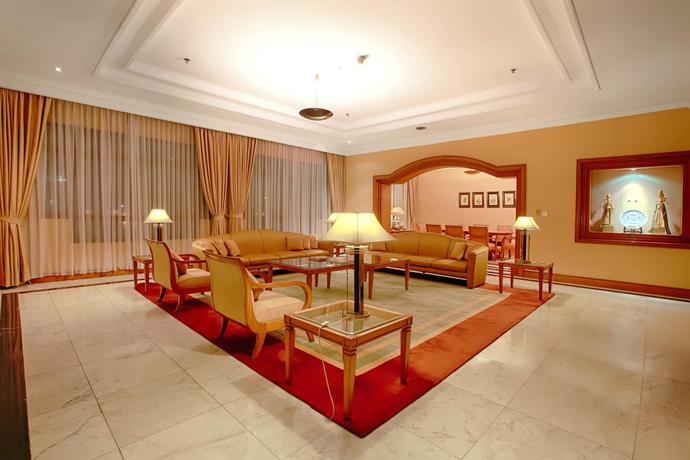 Imagen general del Hotel Grand Preanger. Foto 11