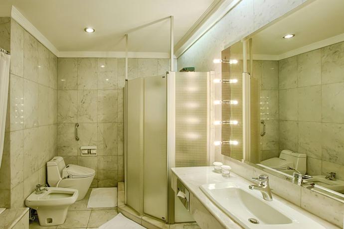 Imagen general del Hotel Grand Preanger. Foto 14