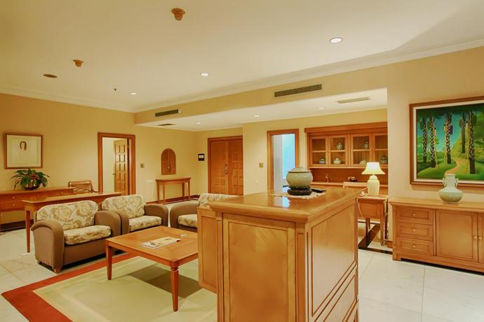 Imagen general del Hotel Grand Preanger. Foto 18
