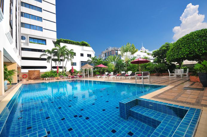 Imagen de la piscina del Hotel Grand President Bangkok. Foto 20