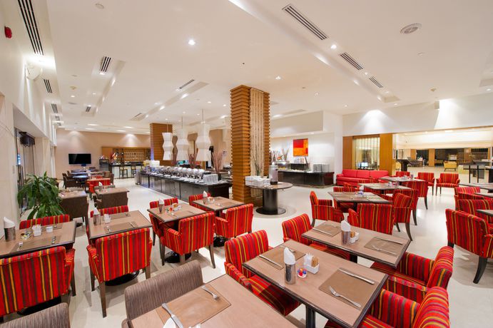 Imagen del bar/restaurante del Hotel Grand President Bangkok. Foto 3