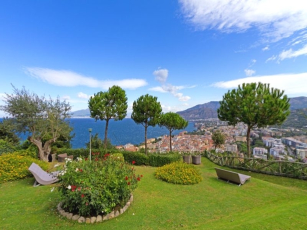 Imagen general del Hotel Grand President. Foto 7