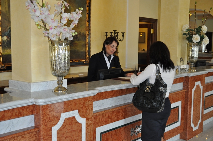 Imagen de los interiores del Hotel Grand President Olbia. Foto 10