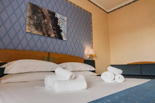 Imagen de la habitación del Hotel Grand President, Siderno. Foto 14