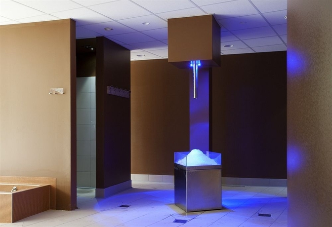 Imagen de la piscina del Hotel Grand Presolana. Foto 12