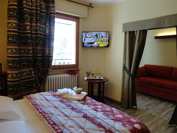 Imagen de la habitación del Hotel Grand Principe. Foto 3