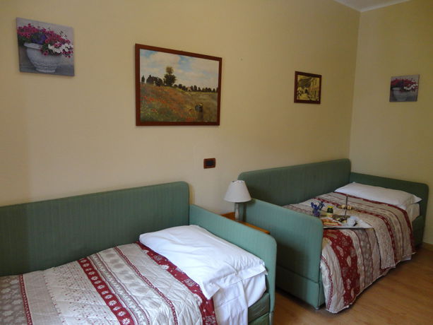 Imagen de la habitación del Hotel Grand Principe. Foto 6