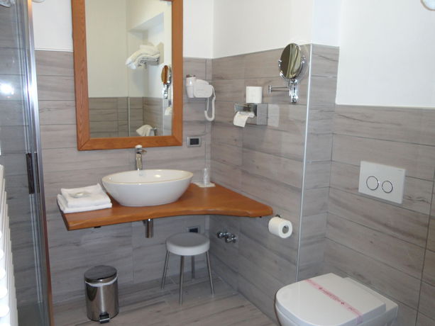 Imagen de los interiores del Hotel Grand Principe. Foto 15