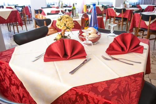 Imagen general del Hotel Grand Prix. Foto 4