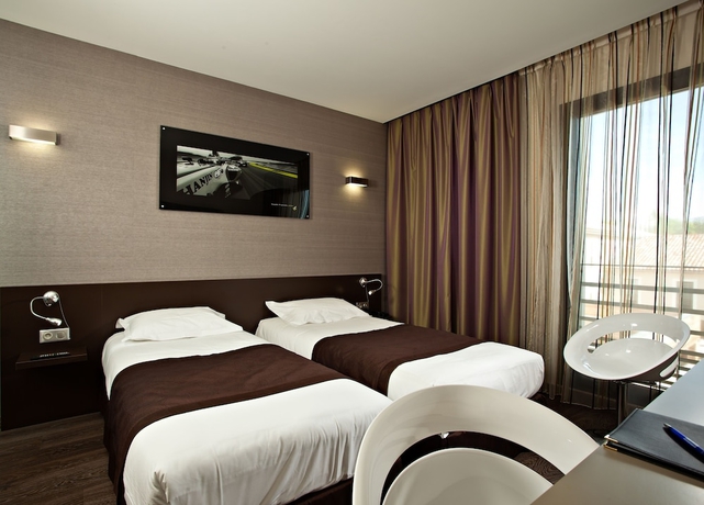 Imagen de la habitación del Hotel Grand Prix and Restaurant. Foto 5