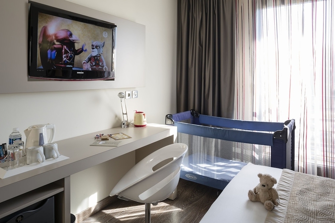 Imagen de la habitación del Hotel Grand Prix and Restaurant. Foto 8