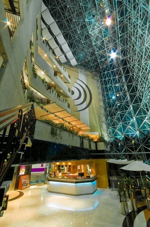 Imagen de los interiores del Hotel Grand Prix-weenjoyhotels-aeropuerto. Foto 9