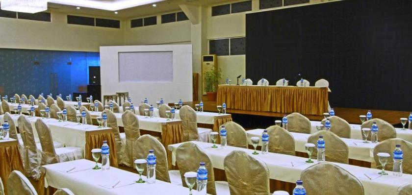 Imagen de los interiores del Hotel Grand Puncak Lestari Hotel. Foto 6