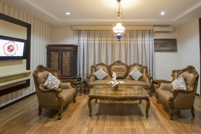Imagen general del Hotel Grand Puri Saron Yogyakarta. Foto 12