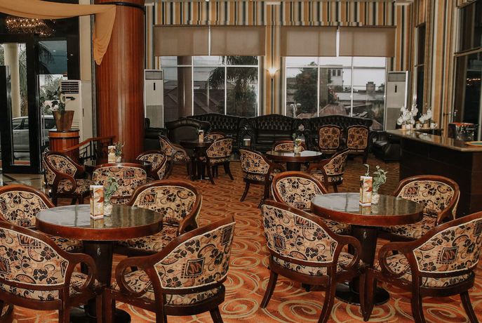 Imagen del bar/restaurante del Hotel Grand Q Gorontalo. Foto 2