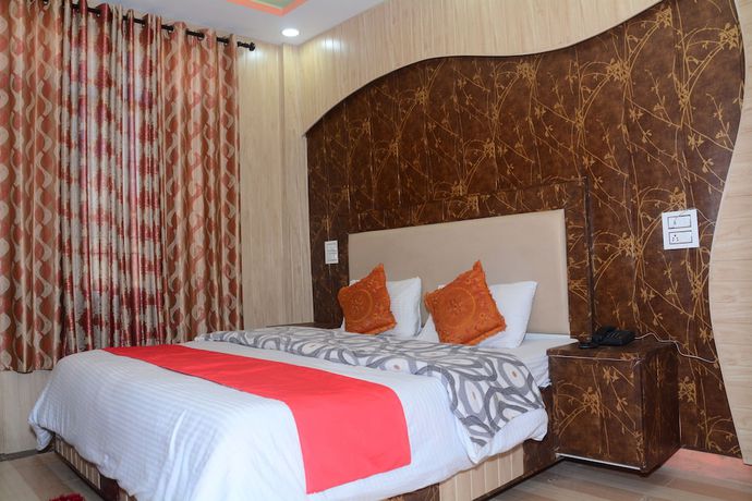 Imagen de la habitación del Hotel Grand Raga. Foto 2