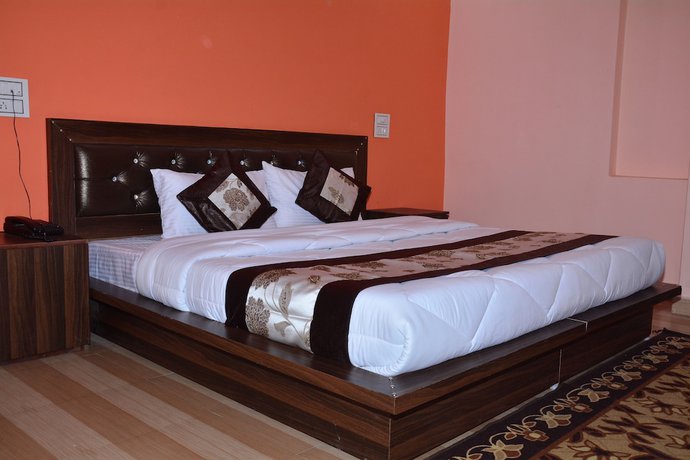Imagen de la habitación del Hotel Grand Raga. Foto 9