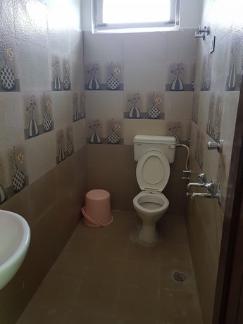 Imagen de la habitación del Hotel Grand Raga. Foto 12
