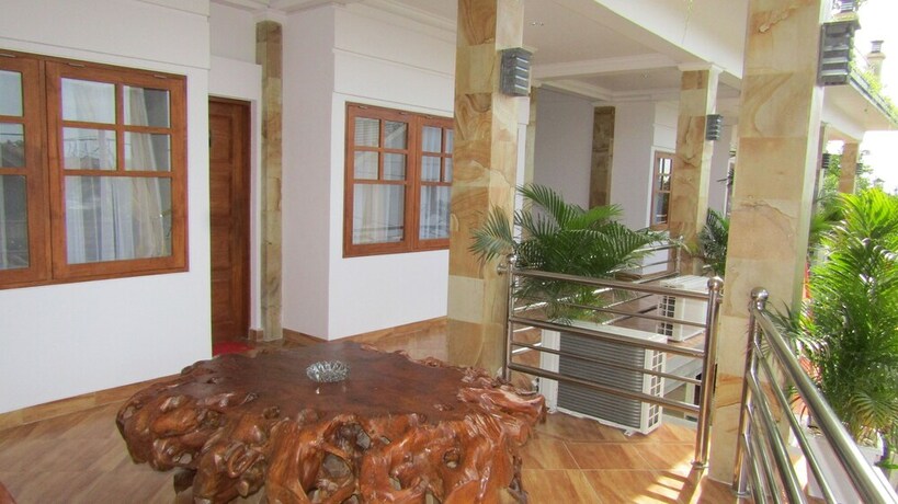 Imagen general del Hotel Grand Raka Homestay. Foto 11