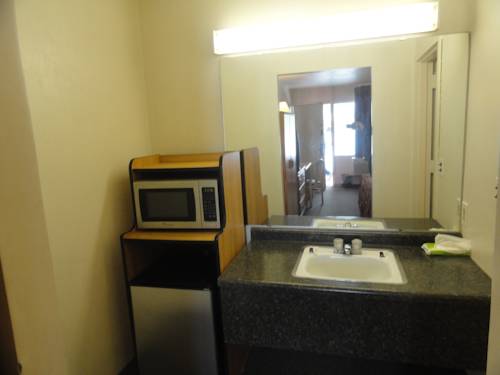 Imagen de la habitación del Hotel Grand Rapids Inn. Foto 10