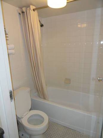 Imagen de la habitación del Hotel Grand Rapids Inn. Foto 12