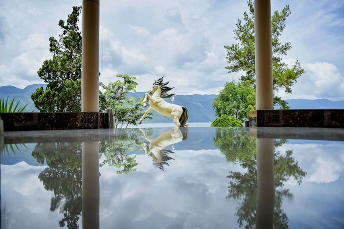Imagen general del Hotel Grand Renggali. Foto 11
