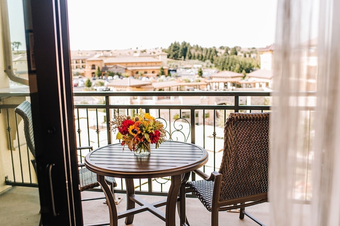 Imagen de la habitación del Hotel Grand Reserve at The Meritage. Foto 12