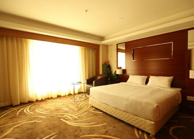 Imagen de la habitación del Hotel Grand Residence. Foto 4