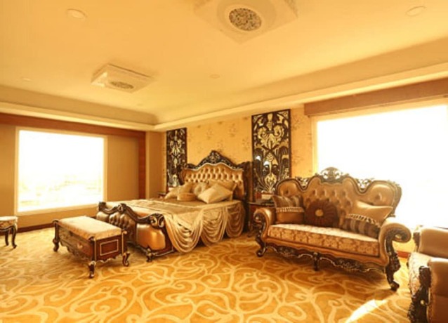 Imagen de la habitación del Hotel Grand Residence. Foto 13