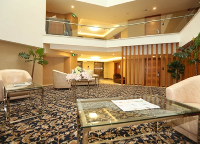 Imagen de los interiores del Hotel Grand Residence. Foto 17
