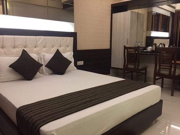 Imagen de la habitación del Hotel Grand Residency. Foto 6