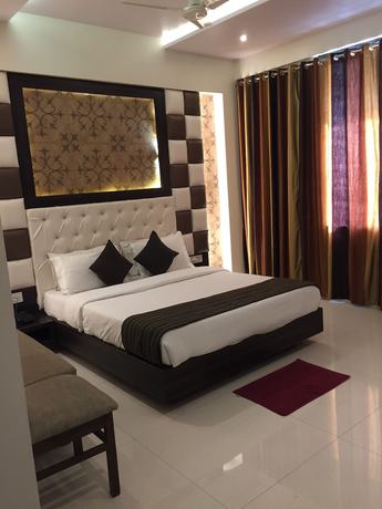 Imagen de la habitación del Hotel Grand Residency. Foto 10