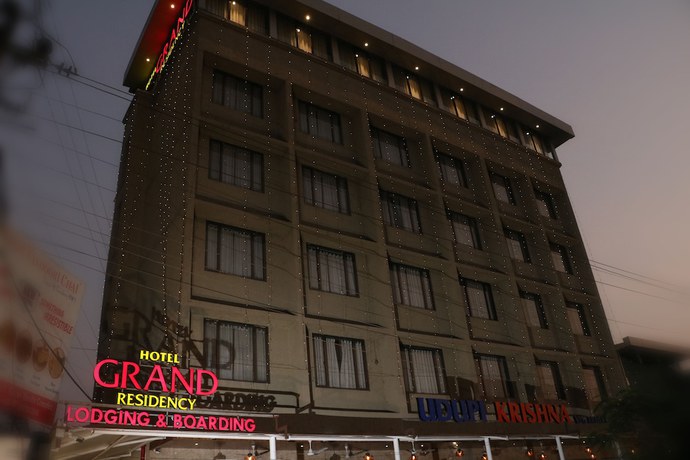 Imagen general del Hotel Grand Residency. Foto 1