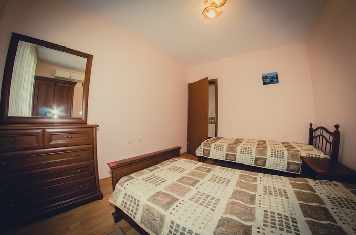Imagen de la habitación del Hotel Grand Resort. Foto 2