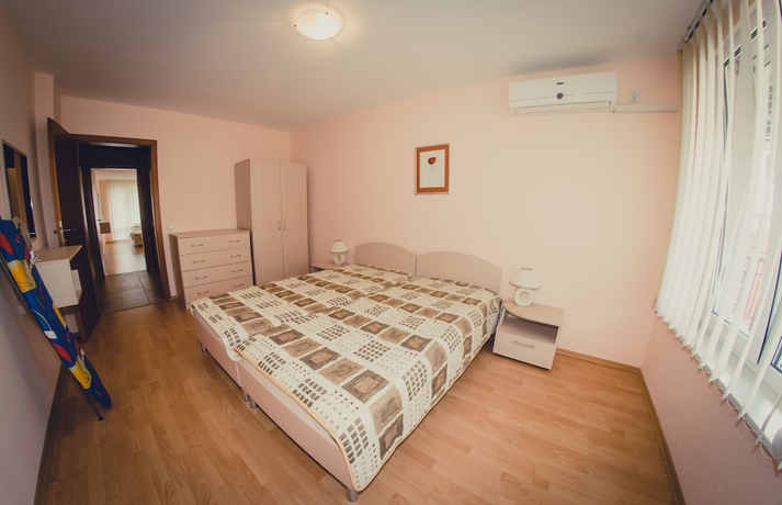 Imagen de la habitación del Hotel Grand Resort. Foto 5