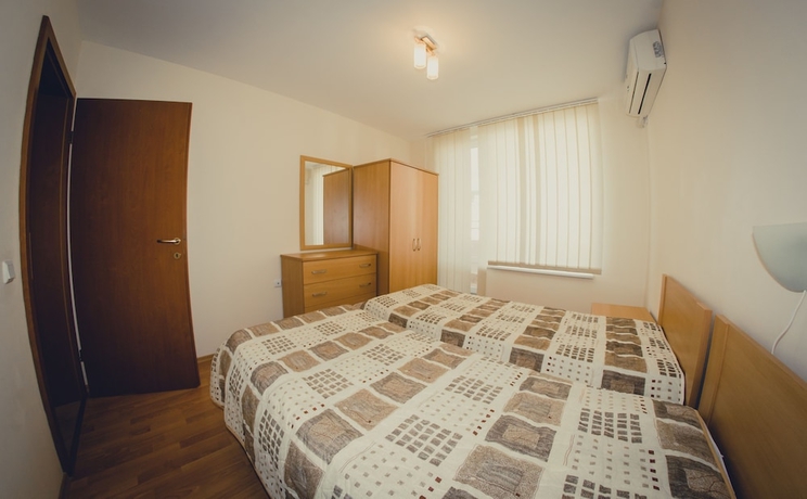 Imagen de la habitación del Hotel Grand Resort. Foto 12