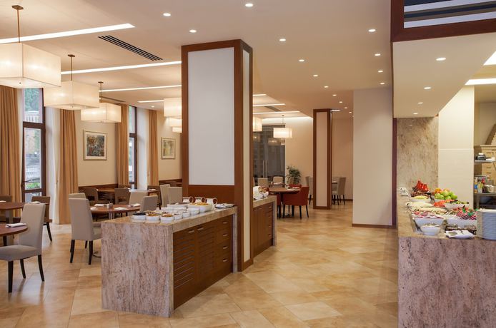 Imagen del bar/restaurante del Hotel Grand Resort Jermuk. Foto 6
