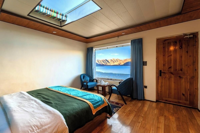 Imagen de la habitación del Hotel Grand Retreat. Foto 9