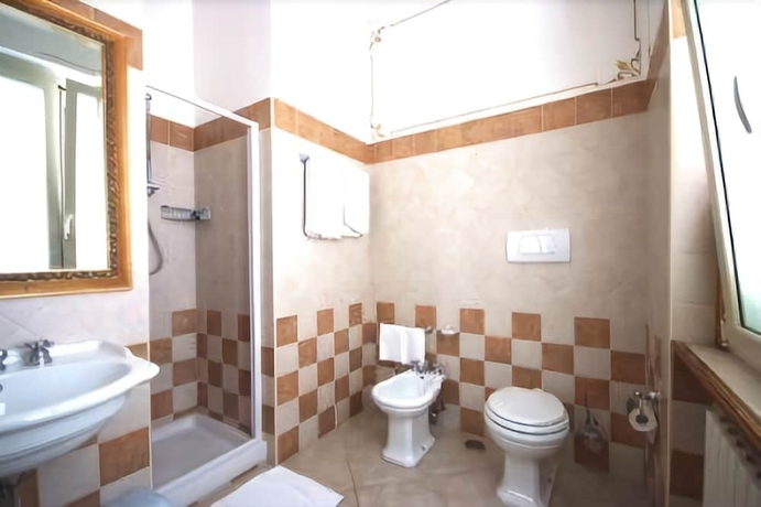 Imagen de la habitación del Hotel Grand Rinascimento. Foto 16