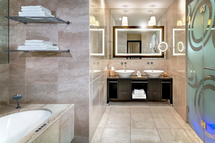 Imagen de la habitación del Hotel Grand River Park, A Luxury Collection Bratislava. Foto 8