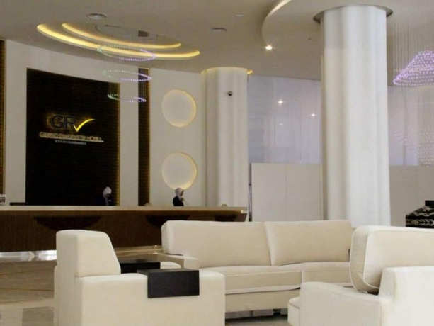 Imagen de los interiores del Hotel Grand Riverview. Foto 16