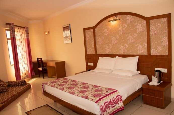 Imagen de la habitación del Hotel Grand Riviera. Foto 10