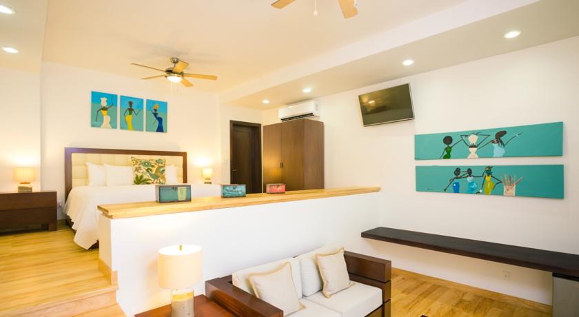 Imagen de la habitación del Hotel Grand Roatan Caribbean Resort. Foto 3