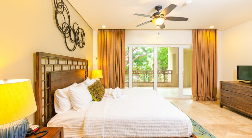 Imagen de la habitación del Hotel Grand Roatan Caribbean Resort. Foto 4