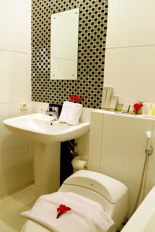 Imagen de la habitación del Hotel Grand Royal Bil Lombok. Foto 9