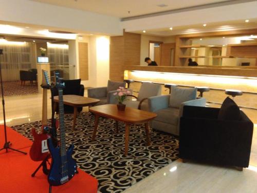 Imagen general del Hotel Grand Royal Denai. Foto 8