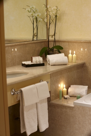 Imagen de la habitación del Hotel Grand Royal E Golf. Foto 14