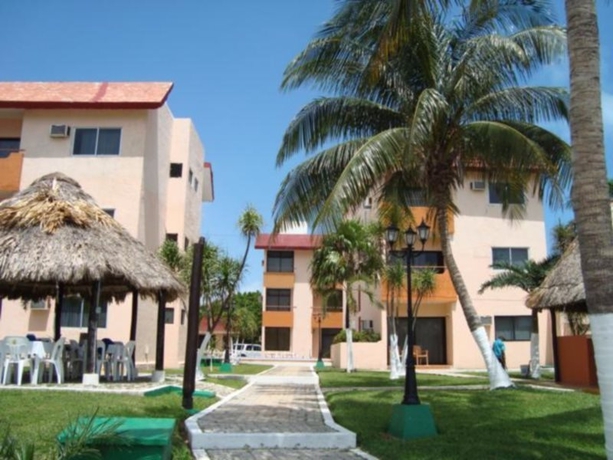 Imagen general del Hotel Grand Royal Lagoon. Foto 6